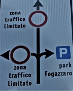 Cartello in zona ZTL a Vicenza
